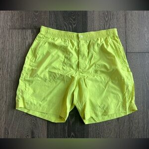 Gap Nylon Short in Alluring Yellow Size Large